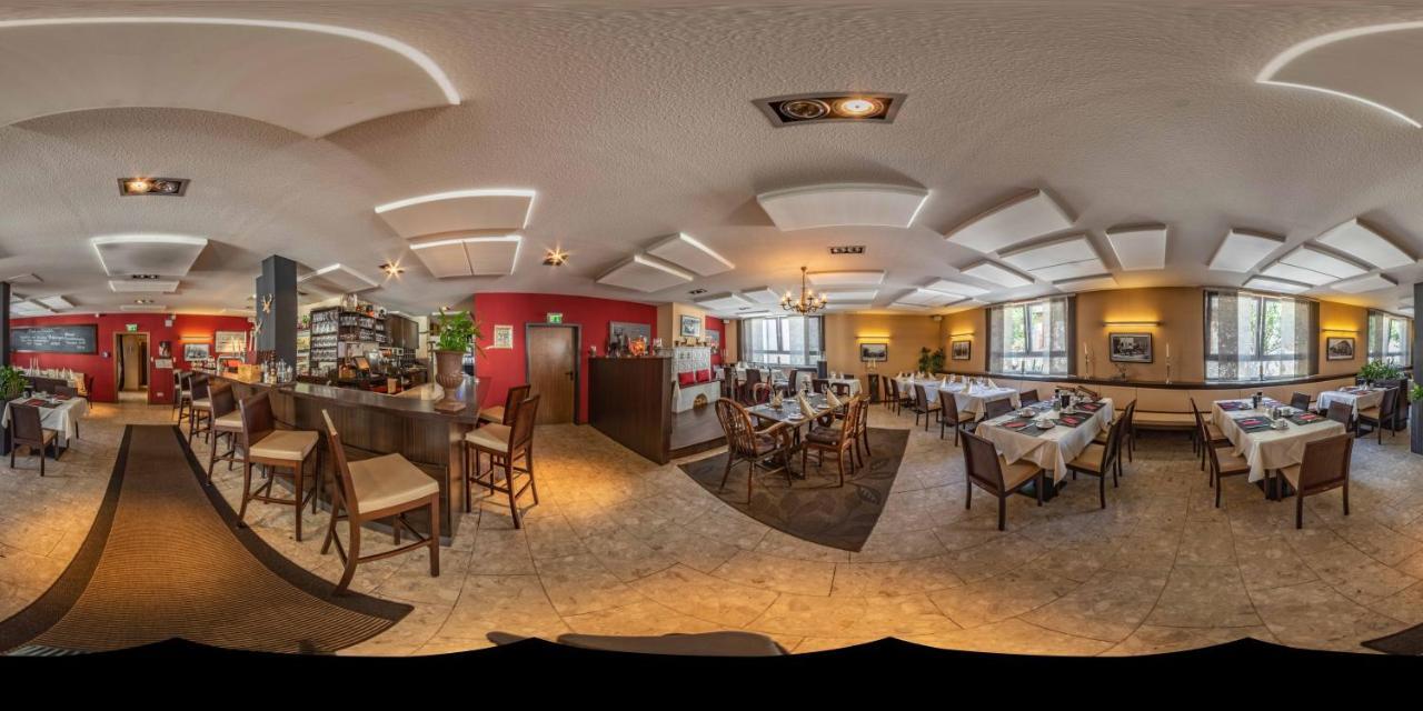 Hotel Restaurant Alter Hof Hofheim am Taunus Exterior foto